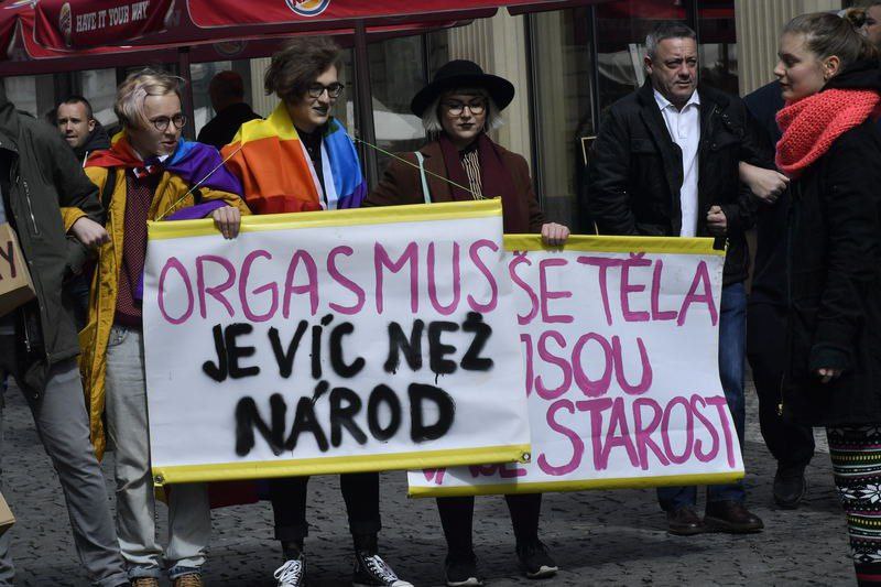 🇨🇿Z průzkumu Centra pro výzkum veřejného mínění Akademie věd ČR (CVVM) vyplývá, že...