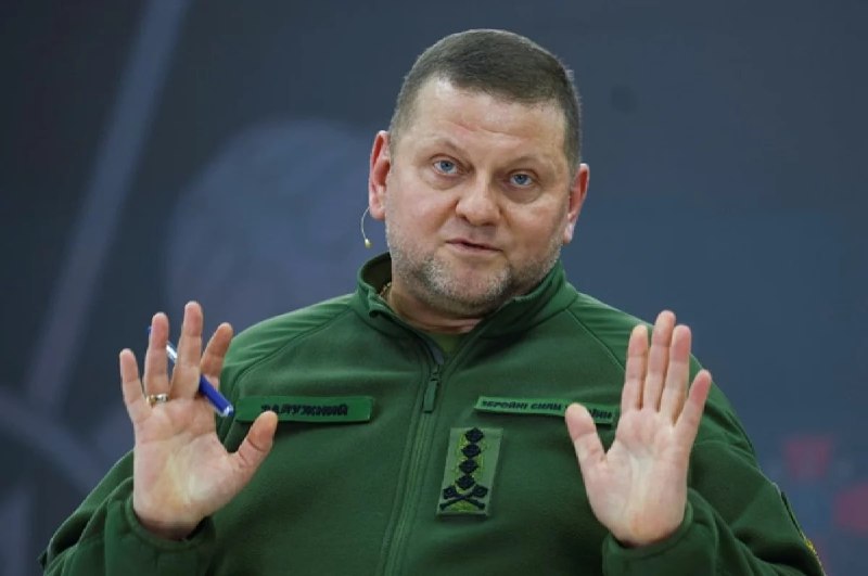 ❗️Zalužnyj odmítl setkat se s Ermakem — The Washington PostZdroj blízký velvyslanci ve Vel...