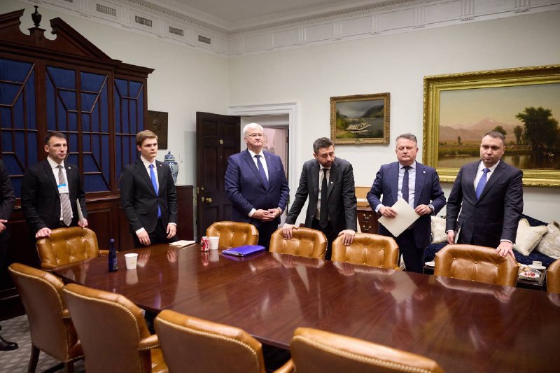 🇺🇸🇺🇦Závěry setkání v Bílém domě: „Jednali jsme o licencích na výrobu raket pr... 🇺🇸🇺🇦Závěry setkání v Bílém domě: „Jednali jsme o licencích na výrobu raket pr...