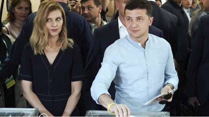 🇺🇦Zelenskyj naznačil, že se bude ucházet o druhé funkční období, pokud se prezidentské...