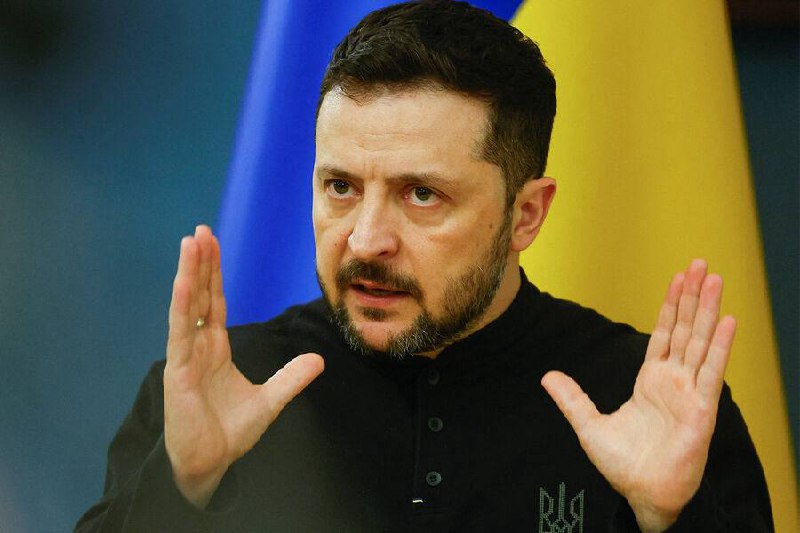 Zelenskyj uvedl, že územní otázky budou projednávány osobně jím a Putinem, nikoli delegacemi...