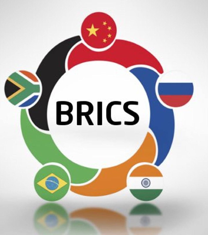 🇺🇸 Zvolený americký prezident Trump říká, že země BRICS budou čelit 100% clům, pokud ...