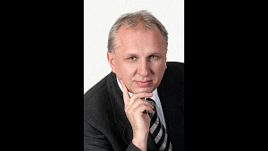 Miloslav Soušek: Žil 11 let v Číně. Mýty a fakta o čínském viru. Nenáviďme Huawei, milujme Google!