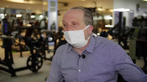 Trikolóra - Vraťme lidem tuto zemi . 20. 4. 2020